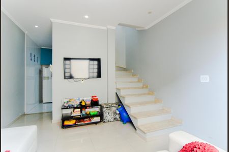Sala de casa de condomínio à venda com 2 quartos, 107m² em Jardim do Papai, Guarulhos