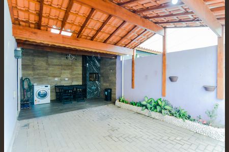 Casa de condomínio à venda com 107m², 2 quartos e 1 vagaGaragem 