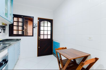 Cozinha de casa de condomínio à venda com 2 quartos, 107m² em Jardim do Papai, Guarulhos