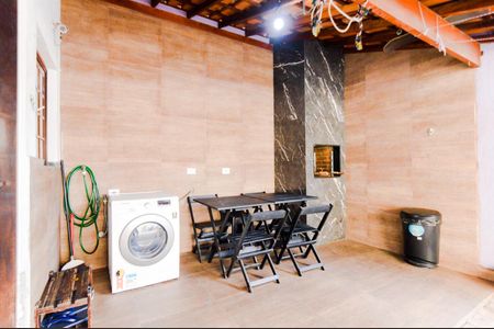 Casa de condomínio à venda com 107m², 2 quartos e 1 vagaÁrea de Serviço - Churrasqueira
