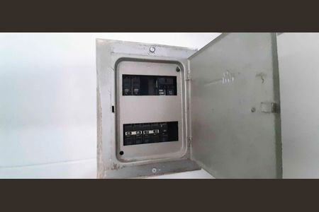 Apartamento para alugar com 94m², 3 quartos e 1 vaga Apartamento para alugar com 94m², 3 quartos e 1 vagaQuadro de Luz