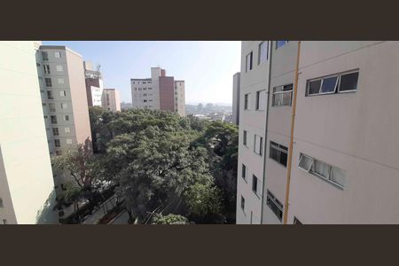 Apartamento para alugar com 94m², 3 quartos e 1 vaga Apartamento para alugar com 94m², 3 quartos e 1 vagaVista do Quarto 2