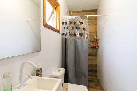 Casa à venda com 70m², 2 quartos e 4 vagas Casa à venda com 70m², 2 quartos e 4 vagasBanheiro
