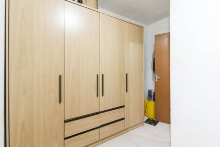 Casa à venda com 70m², 2 quartos e 4 vagas Casa à venda com 70m², 2 quartos e 4 vagasQuarto 1