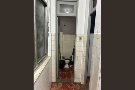 Banheiro de apartamento para alugar com 2 quartos, 75m² em Catete, Rio de Janeiro