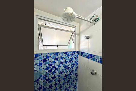 Apartamento à venda com 70m², 3 quartos e 1 vaga Apartamento à venda com 70m², 3 quartos e 1 vagaBanheiro