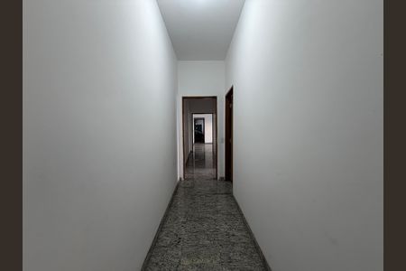 Corredor de casa para alugar com 4 quartos, 168m² em Quarta Parada, São Paulo