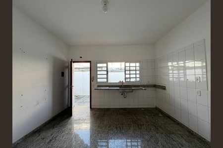Casa para alugar com 168m², 4 quartos e 3 vagasCozinha