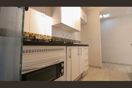 Apartamento à venda com 2 quartos, 50m² em Jardim Santa Teresinha, São Paulo