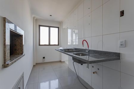 Apartamento para alugar com 76m², 2 quartos e 2 vagas Apartamento para alugar com 76m², 2 quartos e 2 vagasCozinha e Área de Serviço