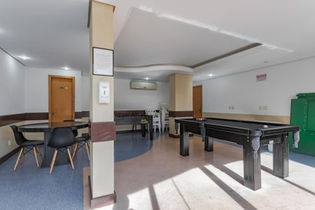 Apartamento para alugar com 76m², 2 quartos e 2 vagas Apartamento para alugar com 76m², 2 quartos e 2 vagasÁrea comum - Sala de Jogos