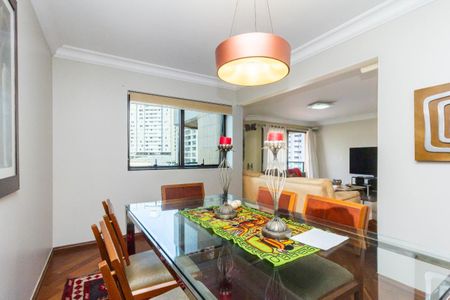 Apartamento à venda com 148m², 4 quartos e 3 vagas
