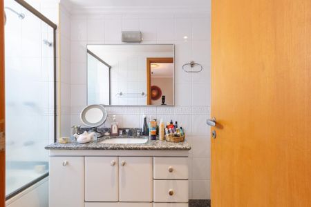 Apartamento à venda com 148m², 4 quartos e 3 vagas