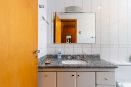 Apartamento à venda com 148m², 4 quartos e 3 vagas