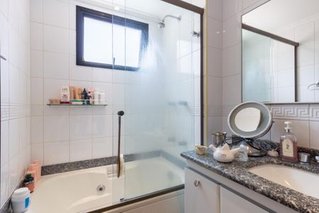 Apartamento à venda com 148m², 4 quartos e 3 vagas