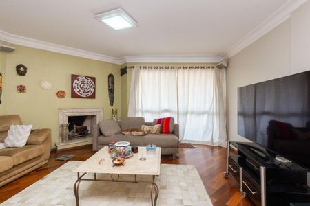 Apartamento à venda com 148m², 4 quartos e 3 vagas
