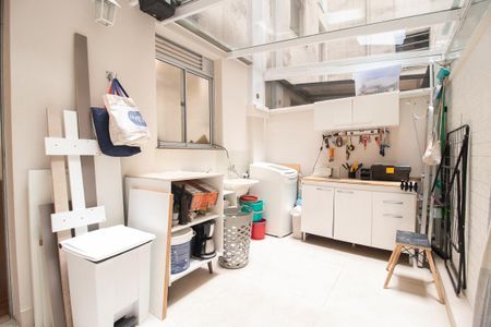 Apartamento à venda com 67m², 2 quartos e 1 vagaÁrea de Serviço