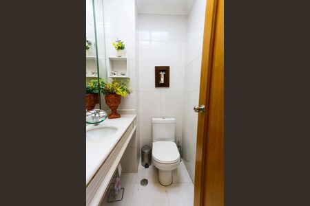 Apartamento à venda com 690m², 5 quartos e 7 vagas Apartamento à venda com 690m², 5 quartos e 7 vagasLavabo