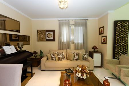Apartamento à venda com 690m², 5 quartos e 7 vagas Apartamento à venda com 690m², 5 quartos e 7 vagassala 2