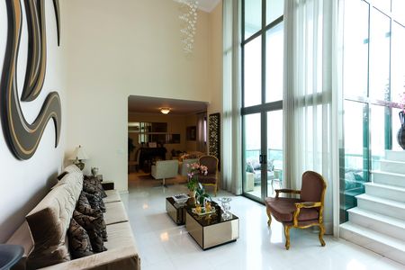 Apartamento à venda com 690m², 5 quartos e 7 vagas Apartamento à venda com 690m², 5 quartos e 7 vagassala 1