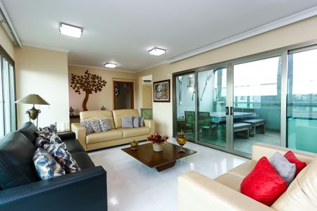 Apartamento à venda com 690m², 5 quartos e 7 vagas Apartamento à venda com 690m², 5 quartos e 7 vagassala 4