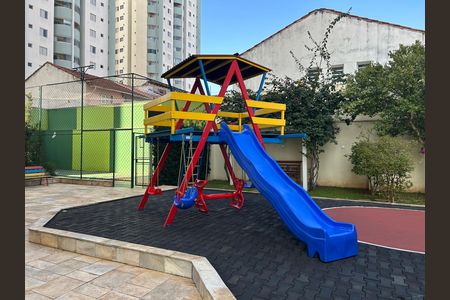 Apartamento à venda com 105m², 3 quartos e 2 vagas Apartamento à venda com 105m², 3 quartos e 2 vagasPlayground