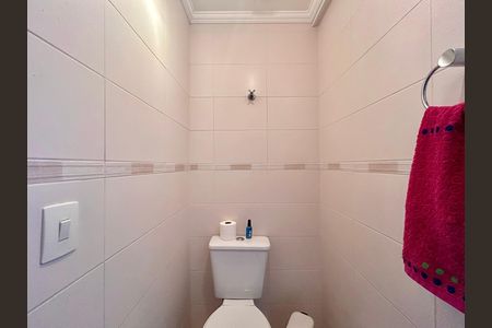 Apartamento à venda com 105m², 3 quartos e 2 vagas Apartamento à venda com 105m², 3 quartos e 2 vagasLavabo