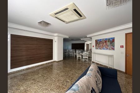 Apartamento à venda com 105m², 3 quartos e 2 vagas Apartamento à venda com 105m², 3 quartos e 2 vagasSalão de Festas