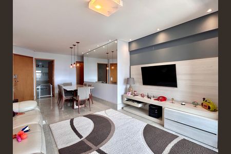 Apartamento à venda com 105m², 3 quartos e 2 vagas Apartamento à venda com 105m², 3 quartos e 2 vagasSala