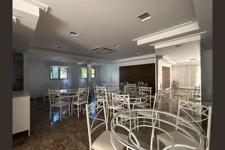 Apartamento à venda com 105m², 3 quartos e 2 vagas Apartamento à venda com 105m², 3 quartos e 2 vagasSalão de Festas