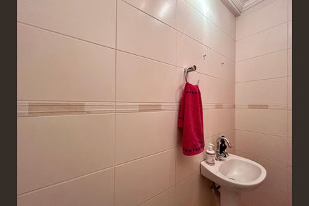 Apartamento à venda com 105m², 3 quartos e 2 vagas Apartamento à venda com 105m², 3 quartos e 2 vagasLavabo