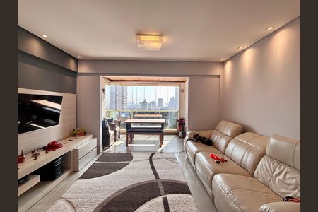 Apartamento para alugar com 3 quartos, 105m² em Vila Bertioga, São Paulo
