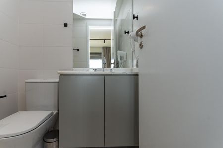 Apartamento à venda com 21m², 1 quarto e sem vaga Apartamento à venda com 21m², 1 quarto e sem vagaBanheiro social