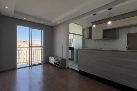 Sala de apartamento para alugar com 2 quartos, 65m² em Jardim Guilhermino, Guarulhos