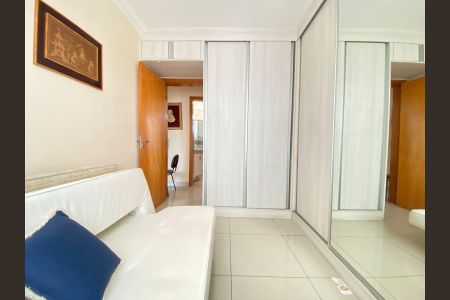 Quarto de apartamento à venda com 3 quartos, 76m² em Pampulha, Belo Horizonte