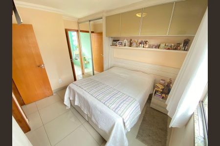 Quarto de apartamento à venda com 3 quartos, 76m² em Pampulha, Belo Horizonte
