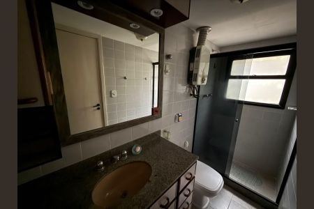 Apartamento à venda com 122m², 3 quartos e 2 vagasBanheiro