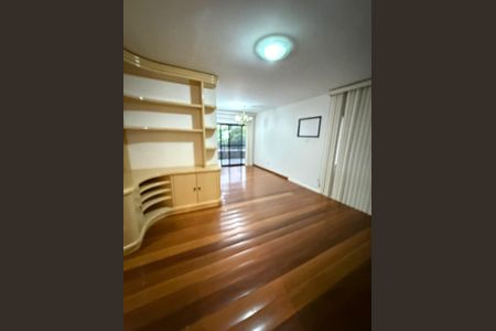 Apartamento à venda com 122m², 3 quartos e 2 vagasQuarto