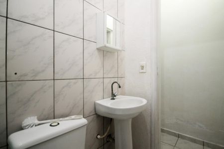 Banheiro de casa para alugar com 1 quarto, 50m² em Jardim do Engenho, Cotia