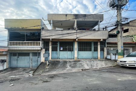 Casa para alugar com 50m², 1 quarto e sem vaga Casa para alugar com 50m², 1 quarto e sem vagaFachada