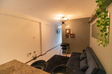 Sala de apartamento à venda com 1 quarto, 69m² em Itaipu, Niterói