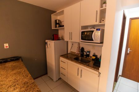 Sala de apartamento à venda com 1 quarto, 69m² em Itaipu, Niterói