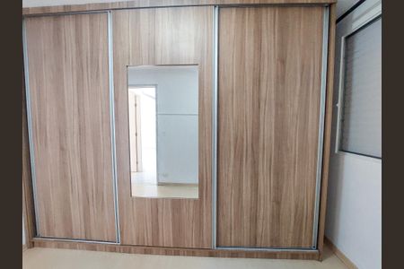 Quarto 1 de apartamento à venda com 2 quartos, 45m² em Jardim São Luís, São Paulo