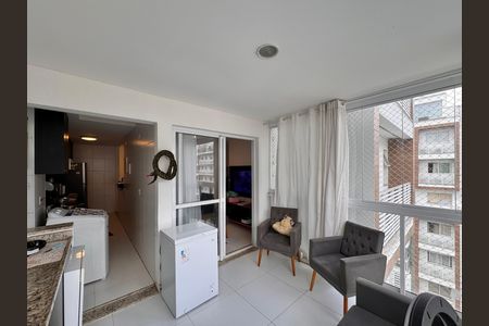Varanda de apartamento para alugar com 3 quartos, 200m² em Recreio dos Bandeirantes, Rio de Janeiro