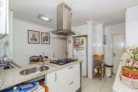 Apartamento à venda com 134m², 3 quartos e 2 vagas Apartamento à venda com 134m², 3 quartos e 2 vagasCozinha