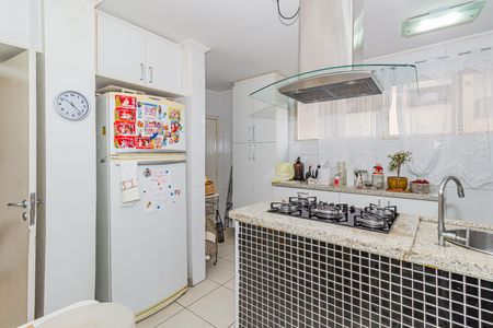 Apartamento à venda com 134m², 3 quartos e 2 vagas Apartamento à venda com 134m², 3 quartos e 2 vagasCozinha