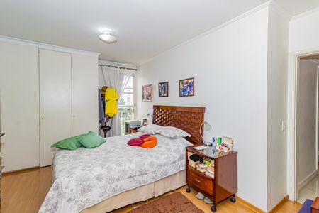 Apartamento à venda com 134m², 3 quartos e 2 vagas Apartamento à venda com 134m², 3 quartos e 2 vagasSuíte 1