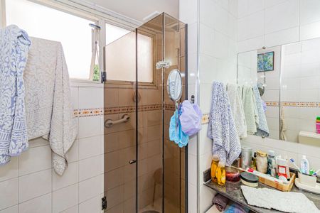 Apartamento à venda com 134m², 3 quartos e 2 vagas Apartamento à venda com 134m², 3 quartos e 2 vagasBanheiro da Suíte 1