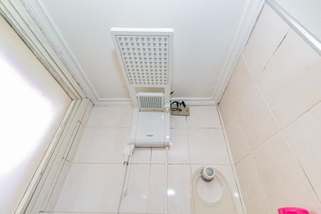 Apartamento à venda com 134m², 3 quartos e 2 vagas Apartamento à venda com 134m², 3 quartos e 2 vagasBanheiro da Suíte 1