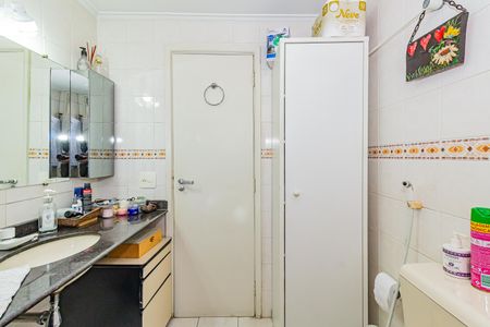 Apartamento à venda com 134m², 3 quartos e 2 vagas Apartamento à venda com 134m², 3 quartos e 2 vagasBanheiro da Suíte 1